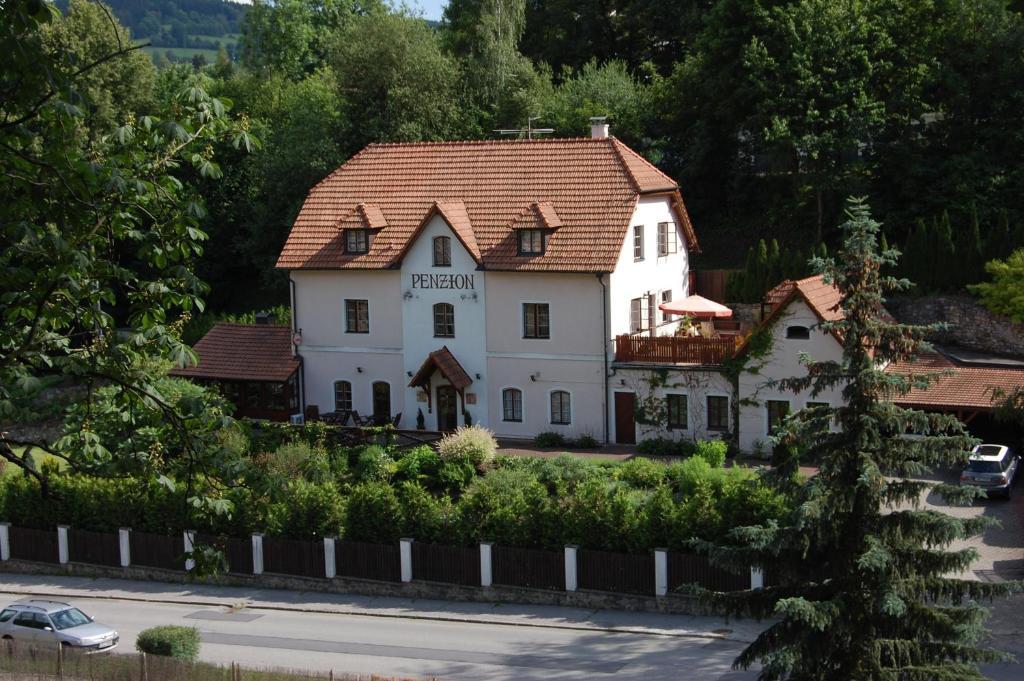 Penzion Onyx Чески-Крумлов Экстерьер фото